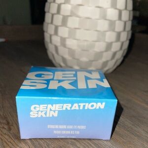 Generation Skin Hydrating Marine Algae Eye Patches 30-Pairs NEW SEAL BOX RET $50